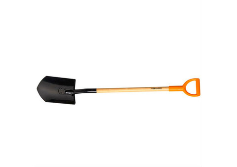 Лопата штыковая Fiskars 131640 с деревянным черенком