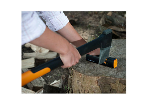 Точилка для топоров и ножей Fiskars Xsharp 120740