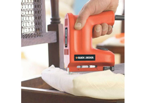 Степлер электрический Black+Decker KX418Е 1500 Вт