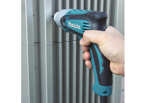 Шуруповерт ударный Makita TD0100 100 Нм