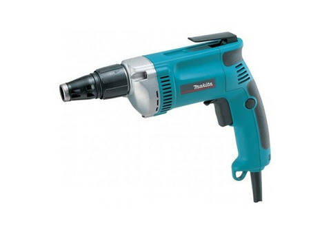 Шуруповерт Makita 6826