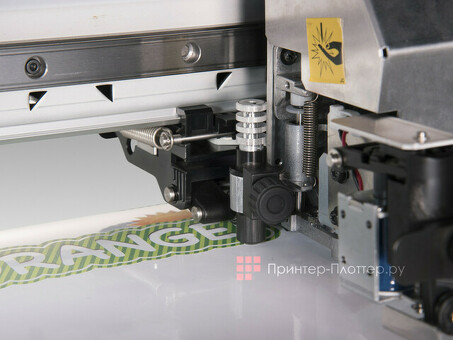 Режущий плоттер Mimaki CG-100SRIII