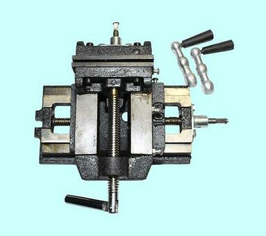 Тиски Станочные 125мм координатные с 2-мя суппортами LTCV125