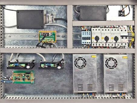 Станок токарный с ЧПУ TU2807V CNC