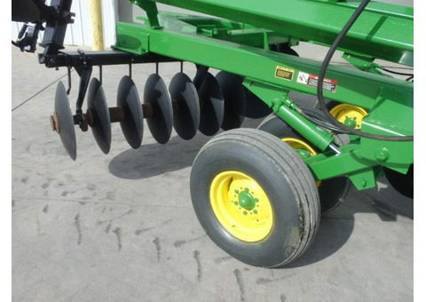 Борона John Deere 630 Disks 27′