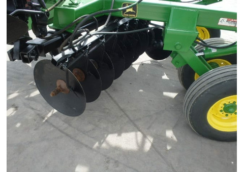 Борона John Deere 630 Disks 27′