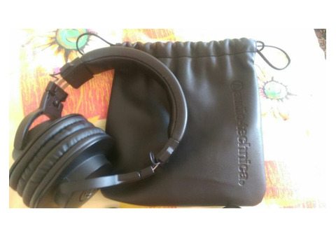 Продам наушники Audio-Technica ATH-M30X