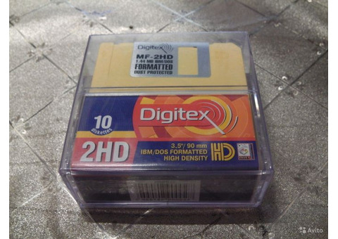 Продаю... 3.5' / 90 мм... diskettes formatted IBM/DOS 10 DISKETTES 2HD...