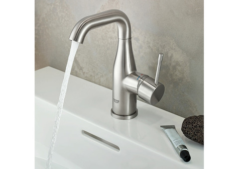 Смеситель Grohe Essence 23462DC1